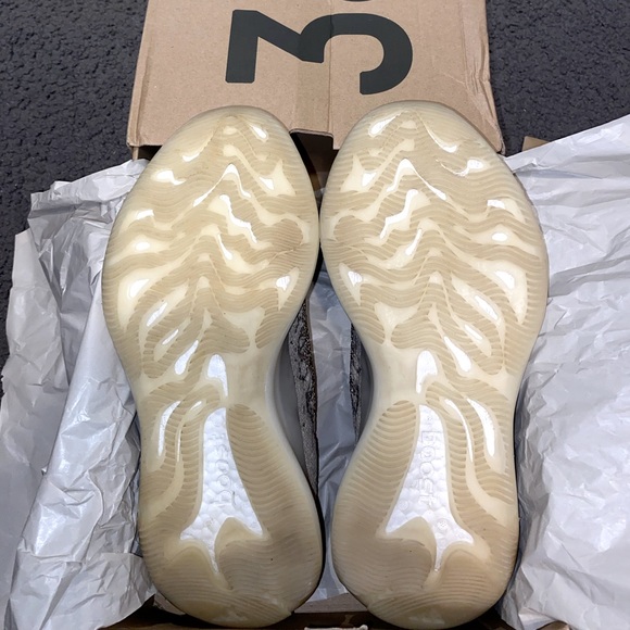 SOLD! - Picture 4 of 8